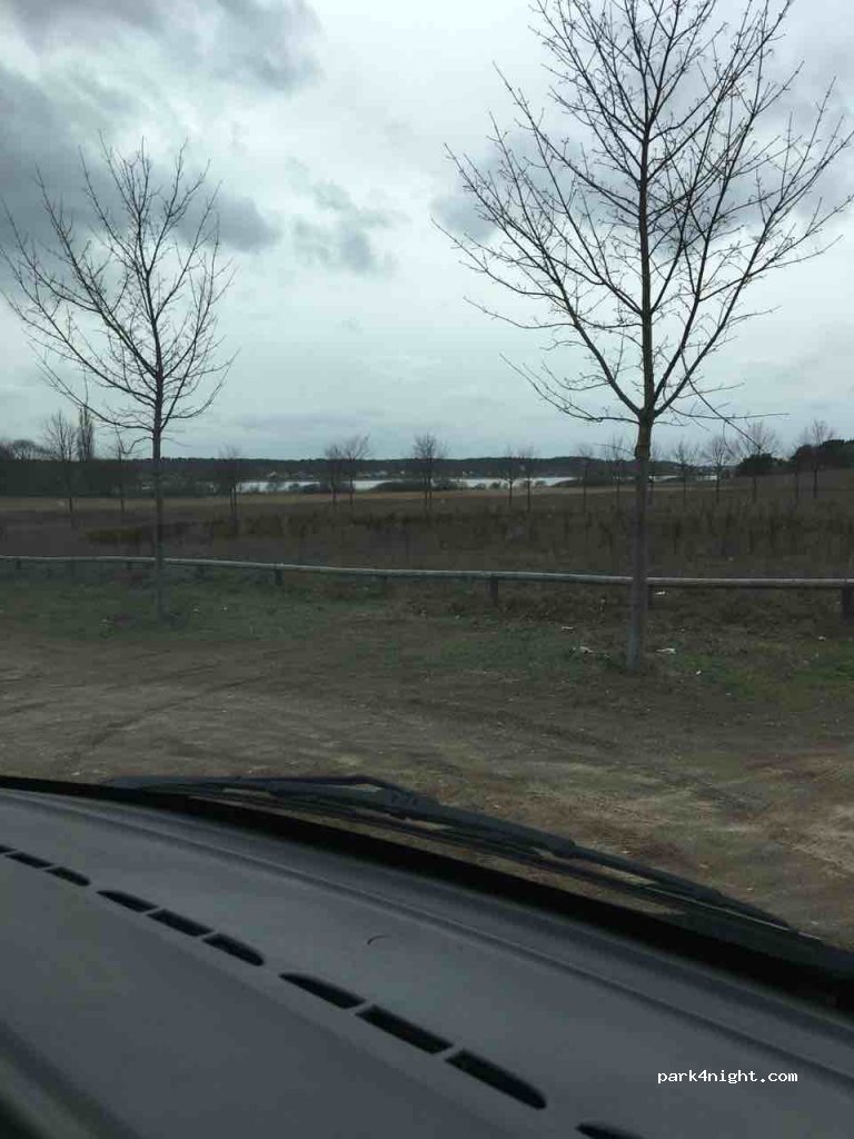 (17192) Waren (Müritz) - Unnamed Road — foto