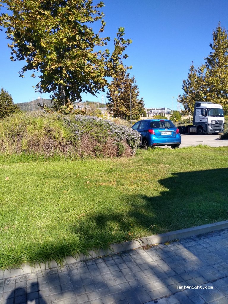 (08840) Viladecans - 59 Carrer ď Andorra — foto 3