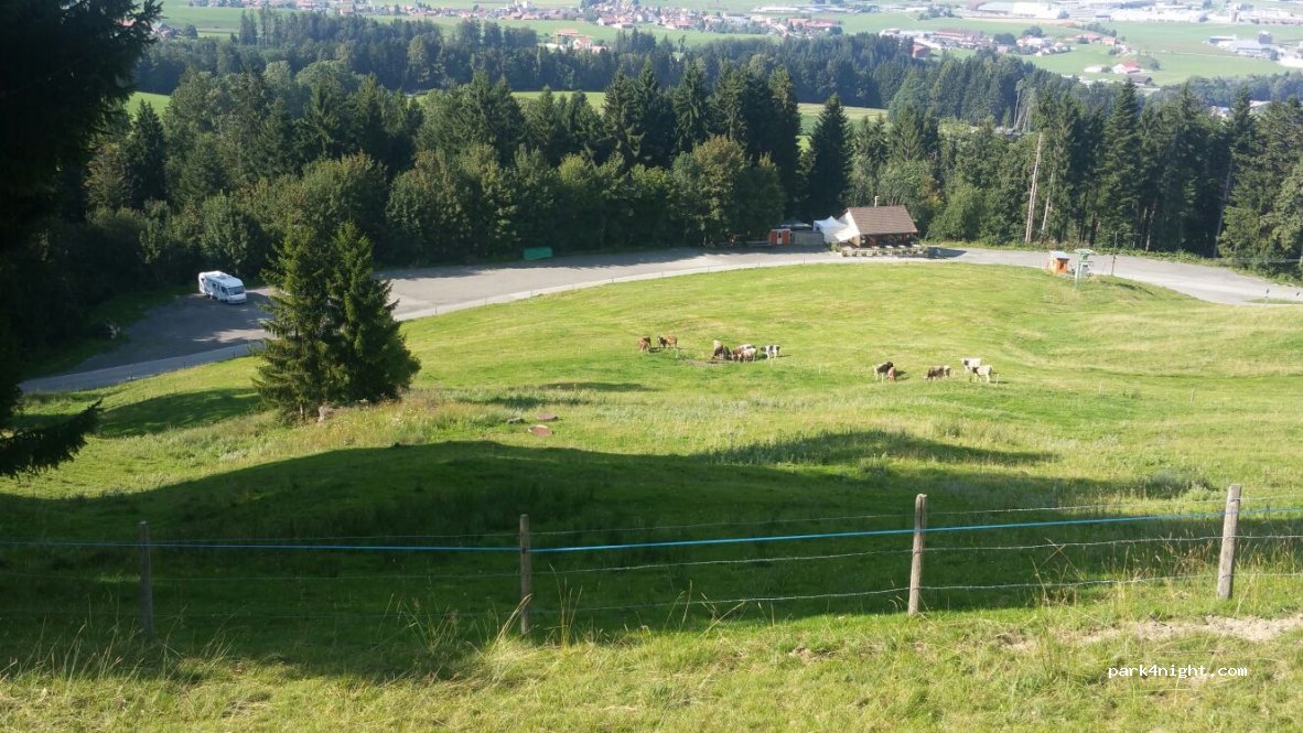 (1635) Bulle - Pré de la Joux Dessous — foto 2
