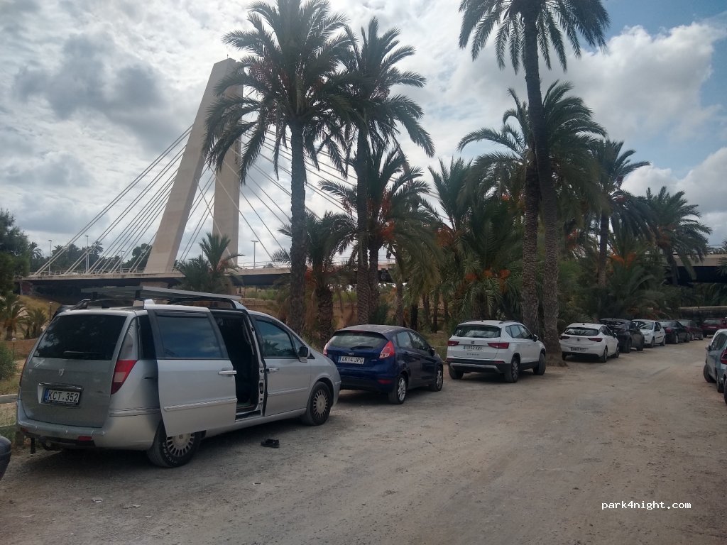 (03204) Elche - 6 Travesía Manuel López Qu 1iz — foto 3