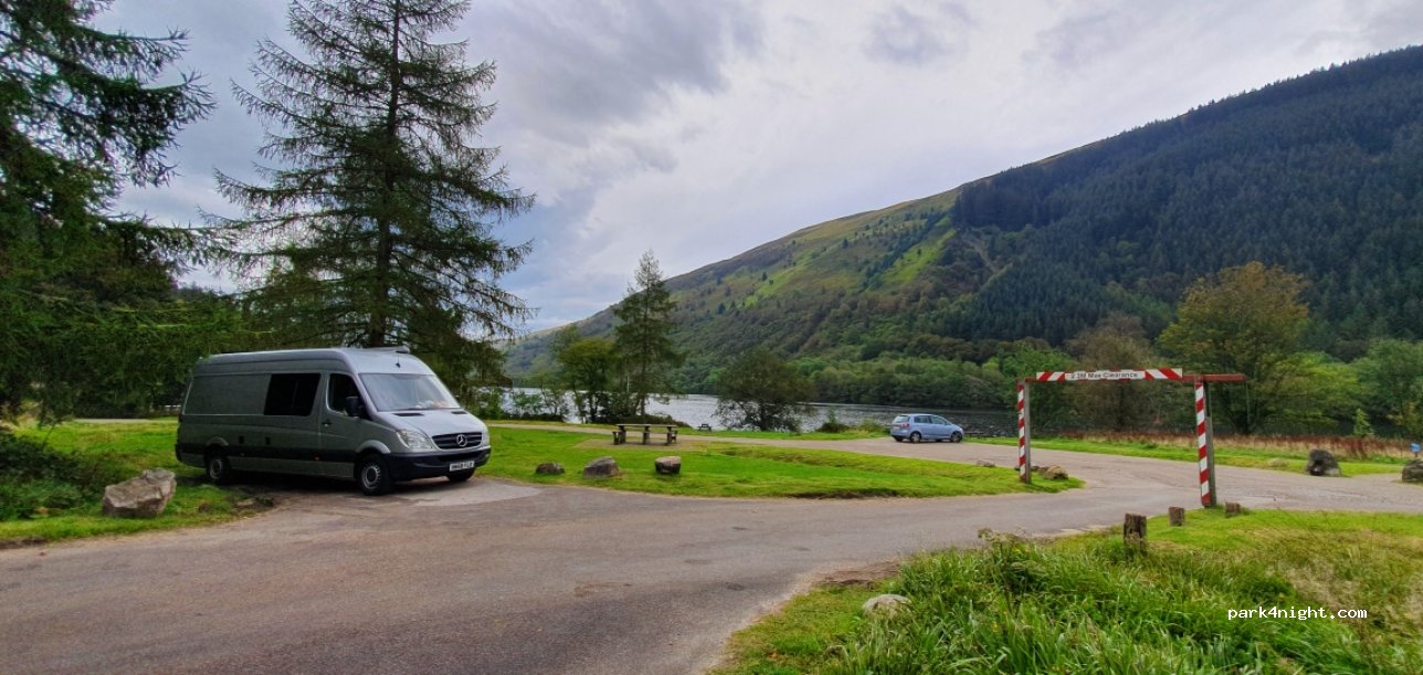 (PH34 4EB) Spean Bridge - A82 — foto