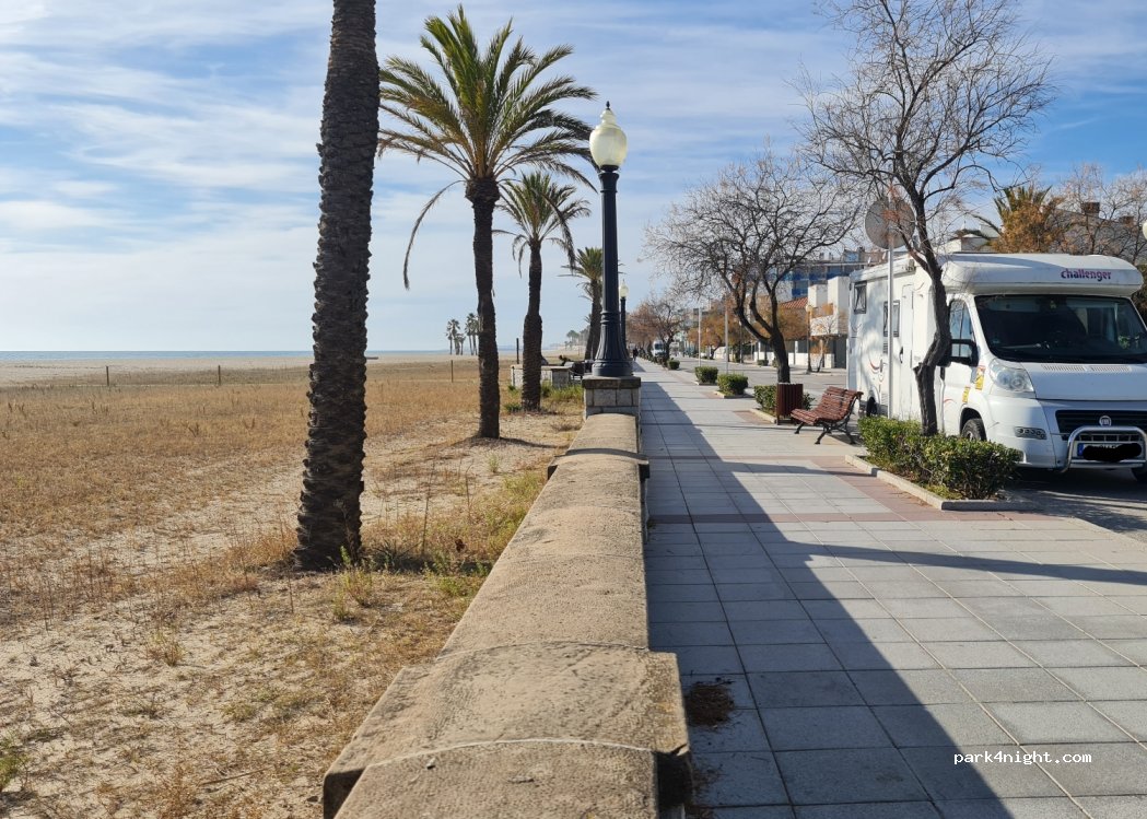 (43880) Coma-ruga - 61 Passeig Marítim de Coma-ruga — foto 2