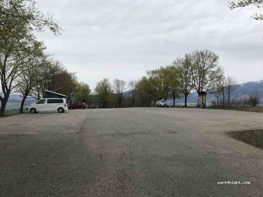 (031 04) Liptovský Mikuláš - Unnamed Road — foto 2