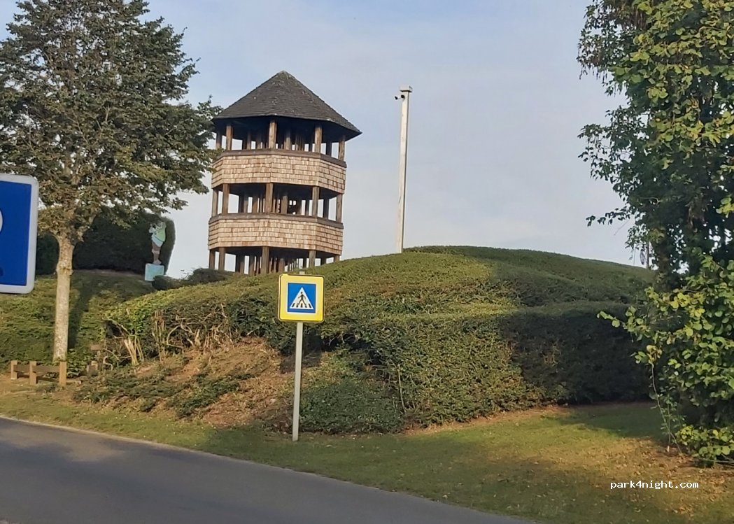 (80150) Crécy-en-Ponthieu - 4 Route de Wadicourt — foto