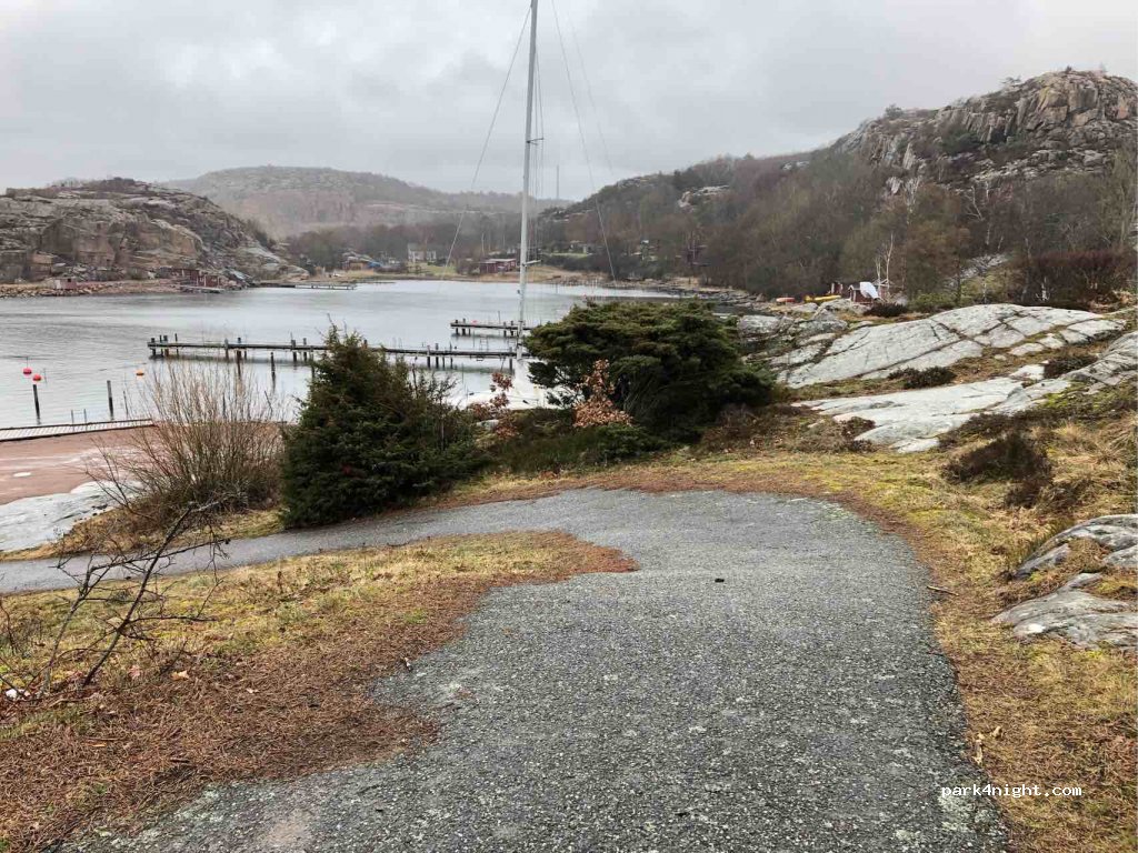 (454 93) Brastad - 4C Gamla Goviksvägen — foto