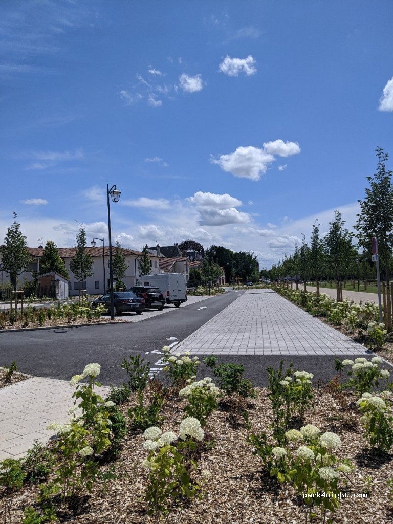 (51300) Vitry-le-François - 27 Avenue du 106E Régiment d'Infanterie — foto 2