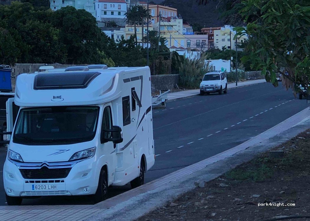 Aparcamiento para autocaravanas Valle Gran Rey — foto 3
