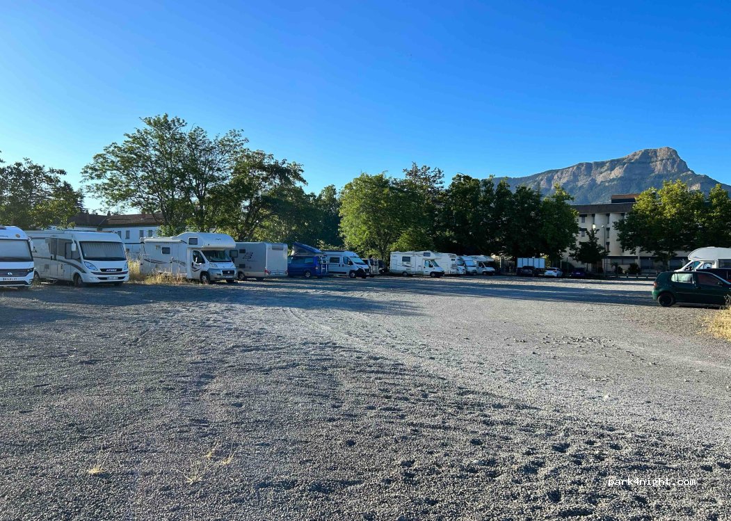 (22700) Jaca - Av. Ntra. Sra. de la Victoria — foto