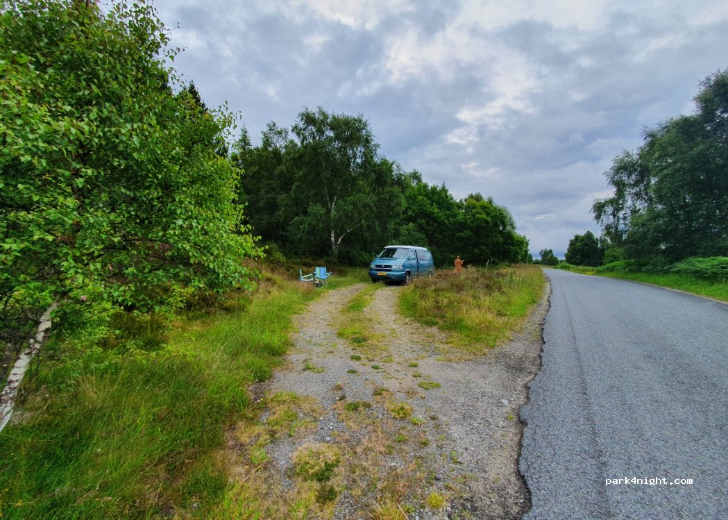 (PH16 5PA) Pitlochry - Unnamed Road — foto 2