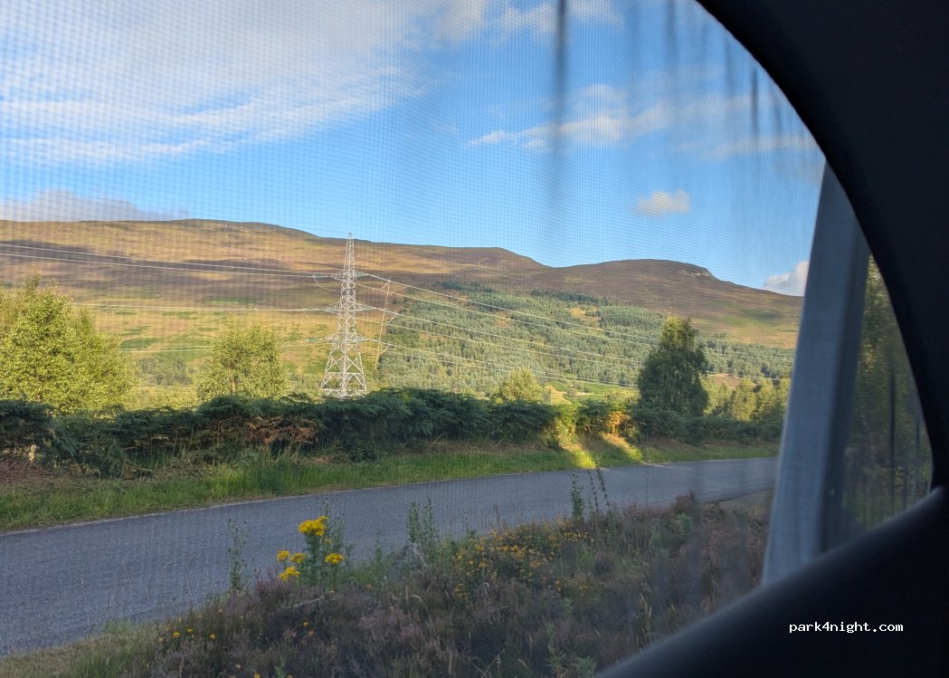 (PH16 5PA) Pitlochry - Unnamed Road — foto 5
