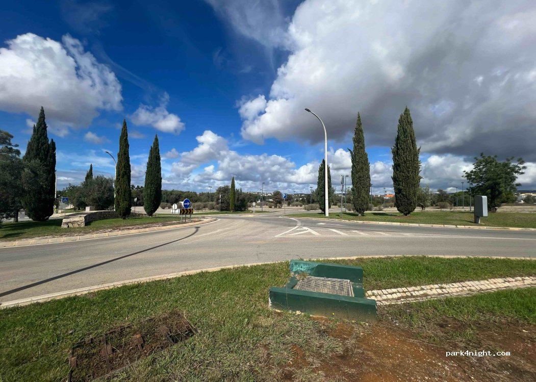 (8125-507) Quarteira - 18 Estrada de Albufeira — foto 4