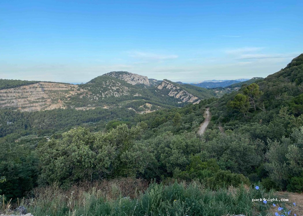 (83330) Évenos - 31 Route du Broussan — foto 4