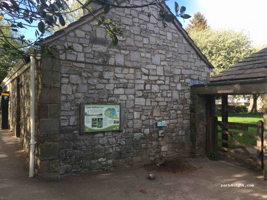 (BD23 4DG) Malham - — foto 2