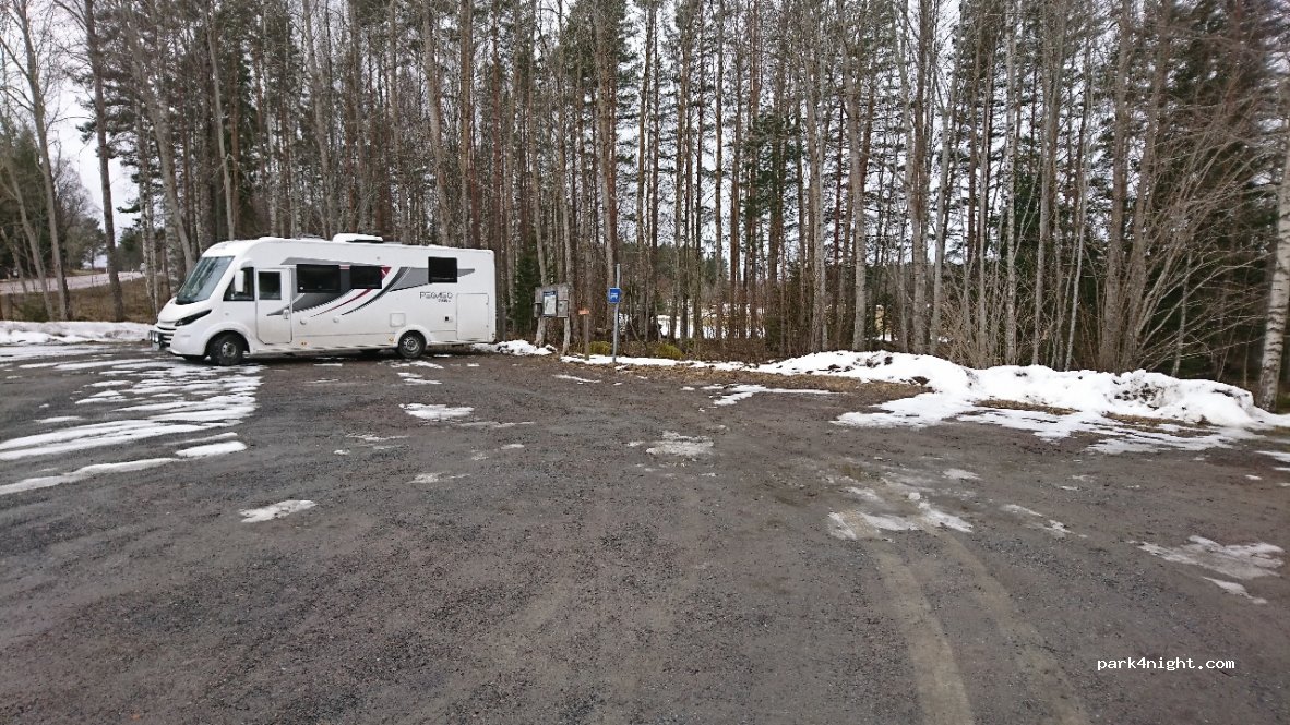 (748 93) Österbybruk - — foto 3