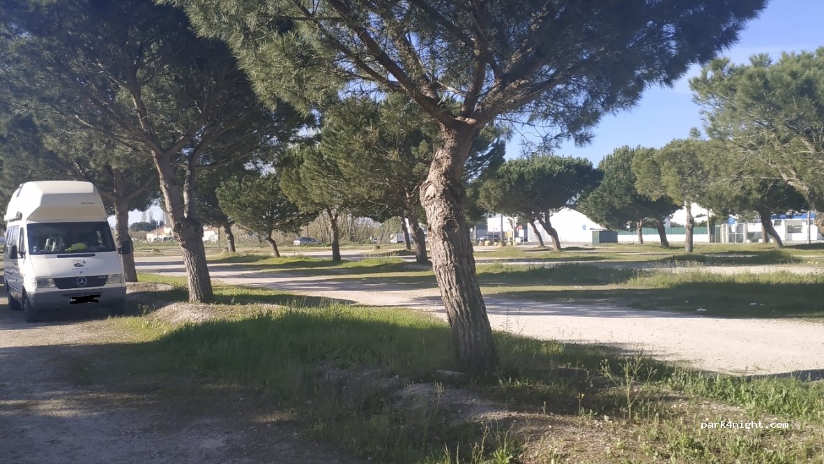 (2955-058) Palmela - 99 Rua Lagoa da Palha — foto