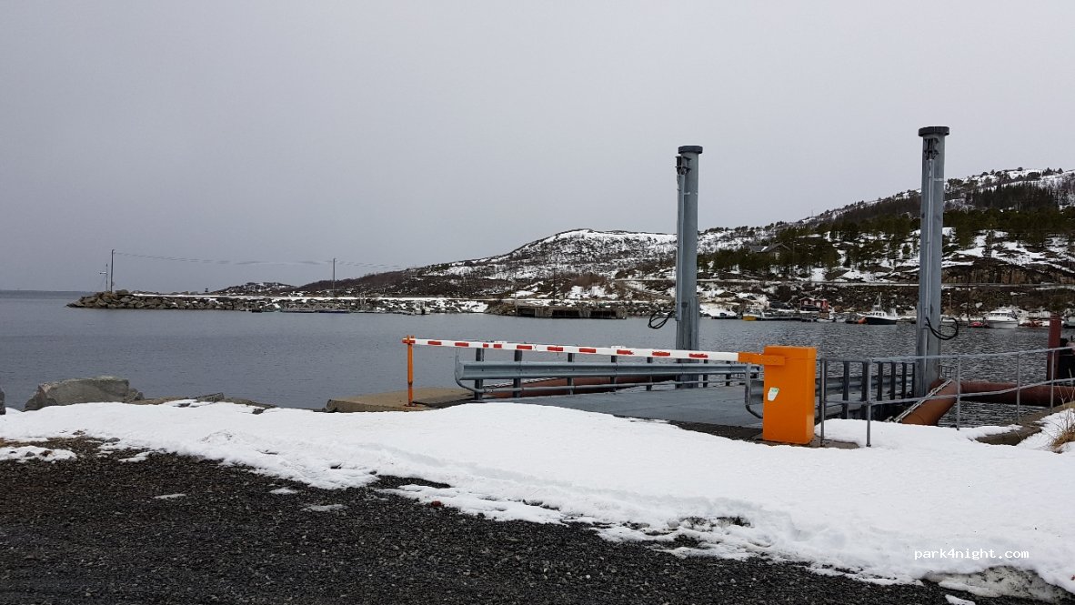 (9392) Stonglandseidet - 194 Sekundær Fylkesveg 221 — foto