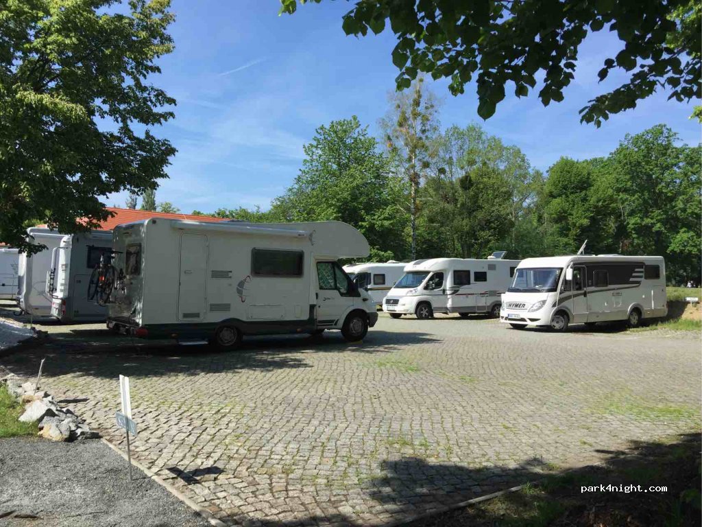 Caravanstellplatz Schloßpark Pirna — foto 2