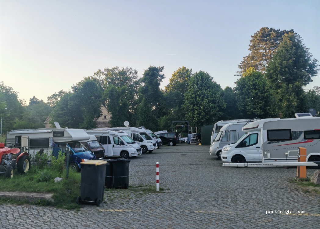 Caravanstellplatz Schloßpark Pirna — foto 5
