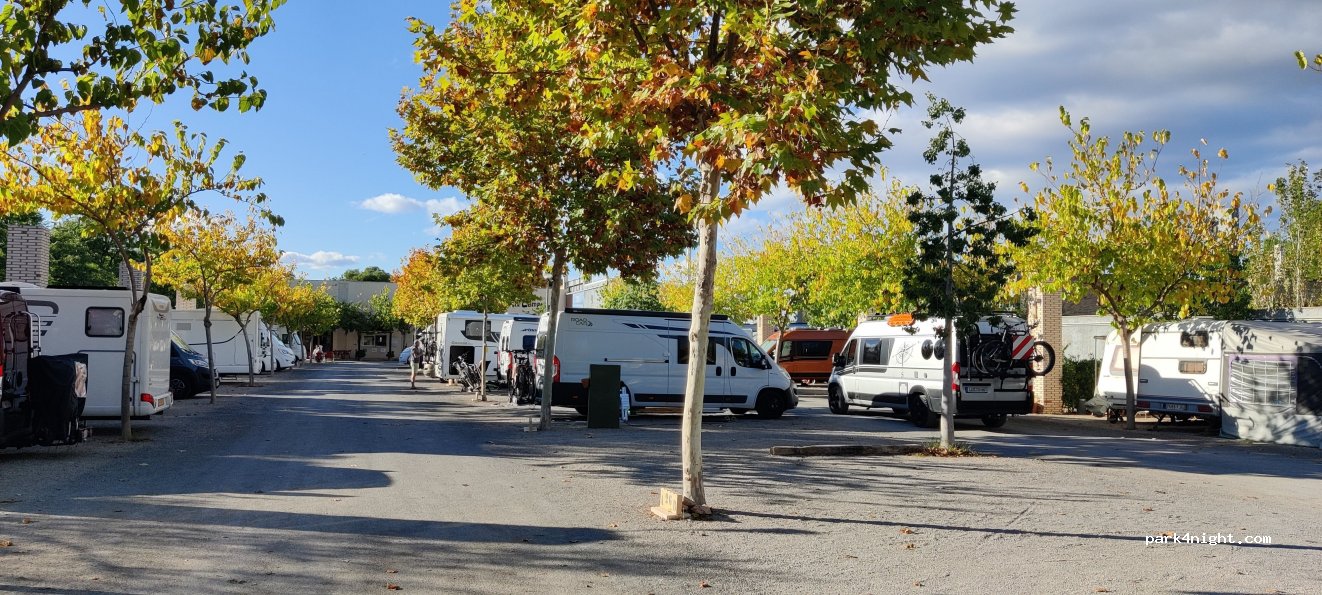 Valencia Camper Park — foto 2