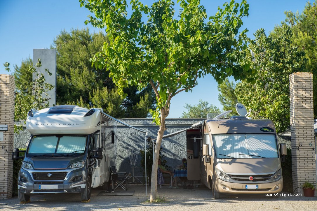 Valencia Camper Park — foto 4