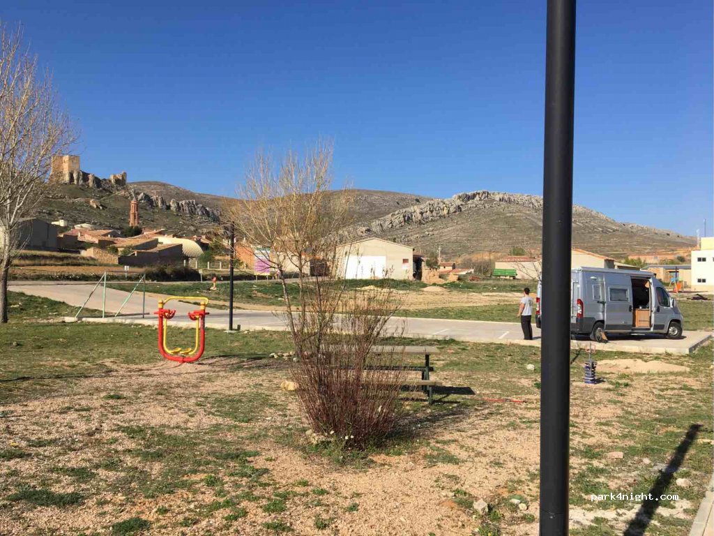 (44213) Huesa del Común - 31 Calle Mártires — foto 2