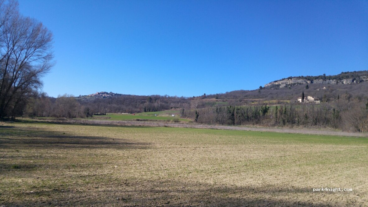 (84750) Saint-Martin-de-Castillon - D900 — foto 2