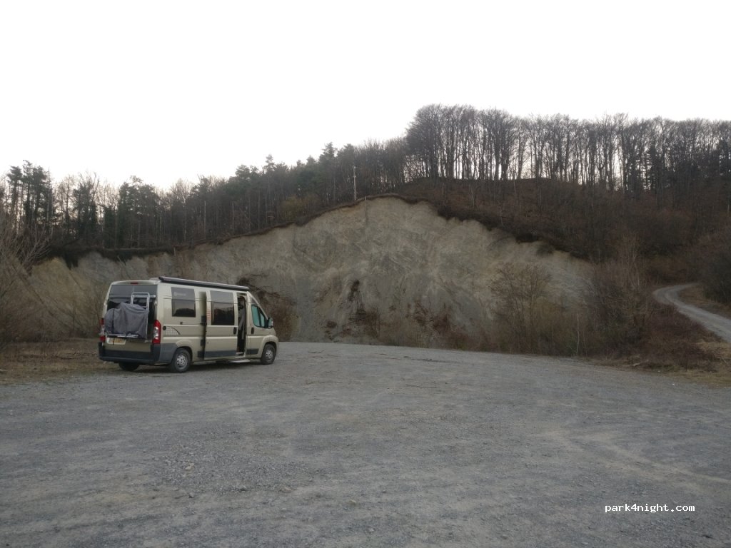 ()  - Unnamed Road — foto