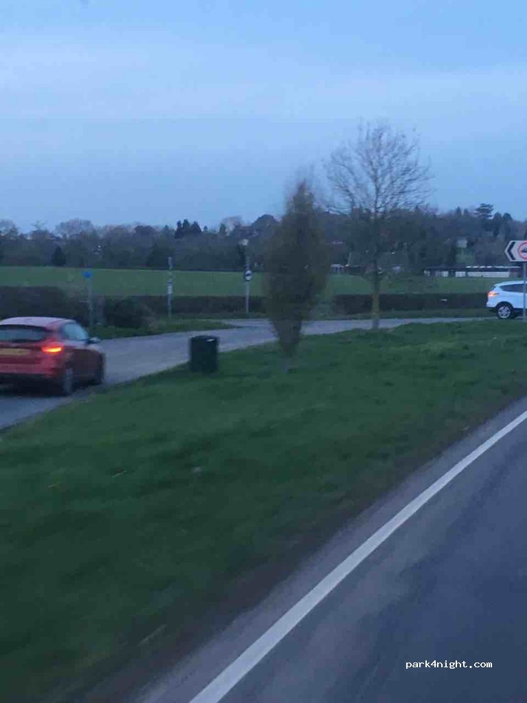 (CV13 6LB) Nuneaton - Atherstone Road — foto 2