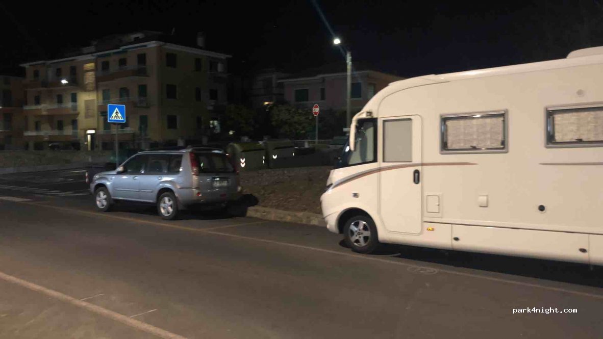 (18013) Diano Marina - 1 Via Filippo Purgatorio — foto