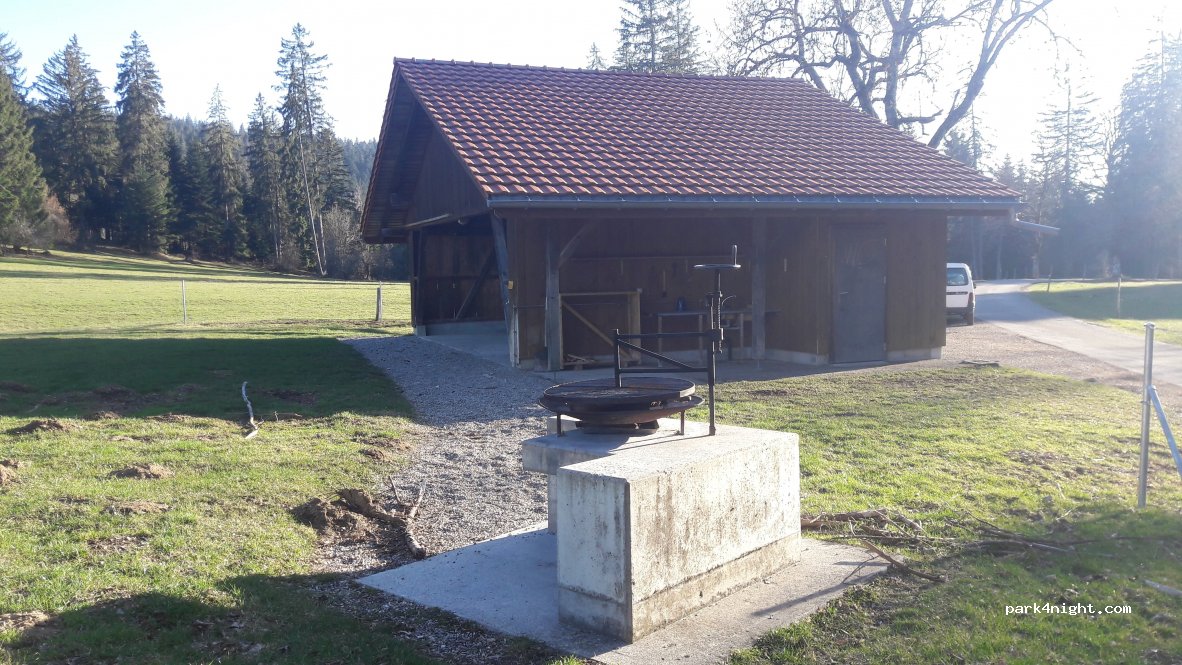 (2353) Les Pommerats - 35-32 Haut du Village — foto 2