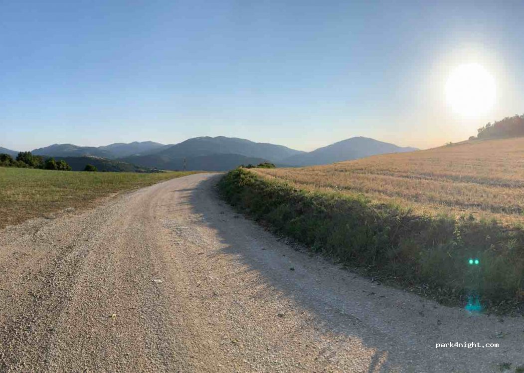 (06034) Foligno - Unnamed Road — foto 3