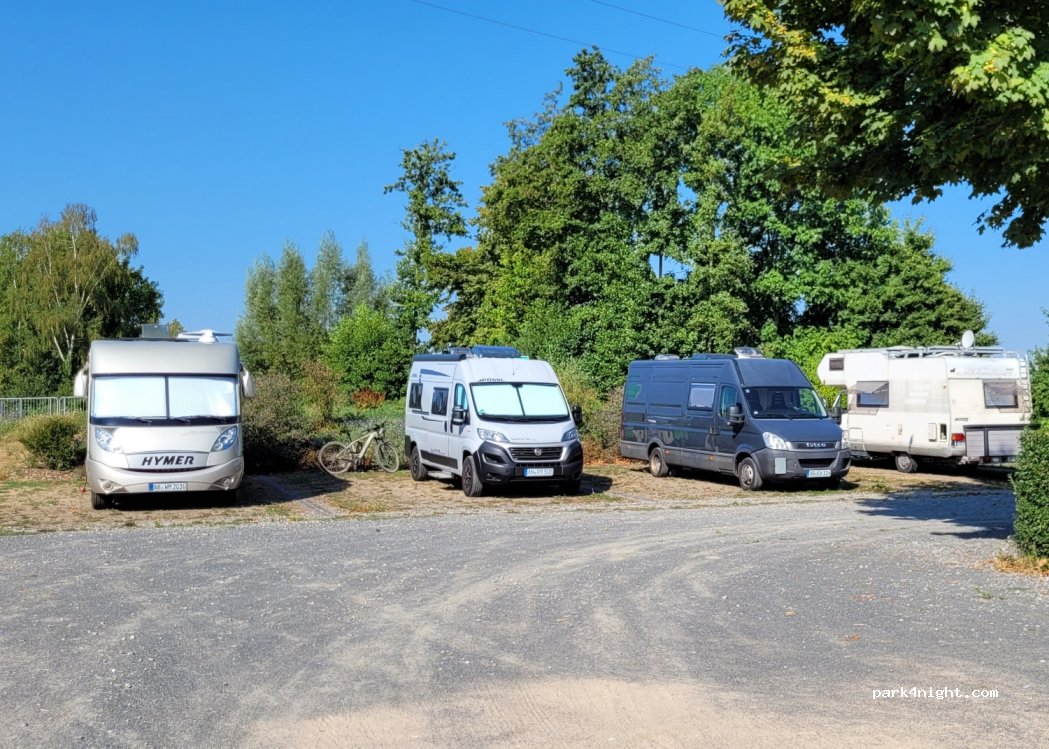 (63762) Großostheim - 9 Zur Welzbachhalle — foto 4