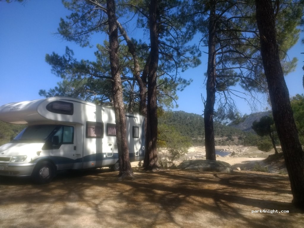 (05111) San Juan de la Nava - AV-902 — foto 2