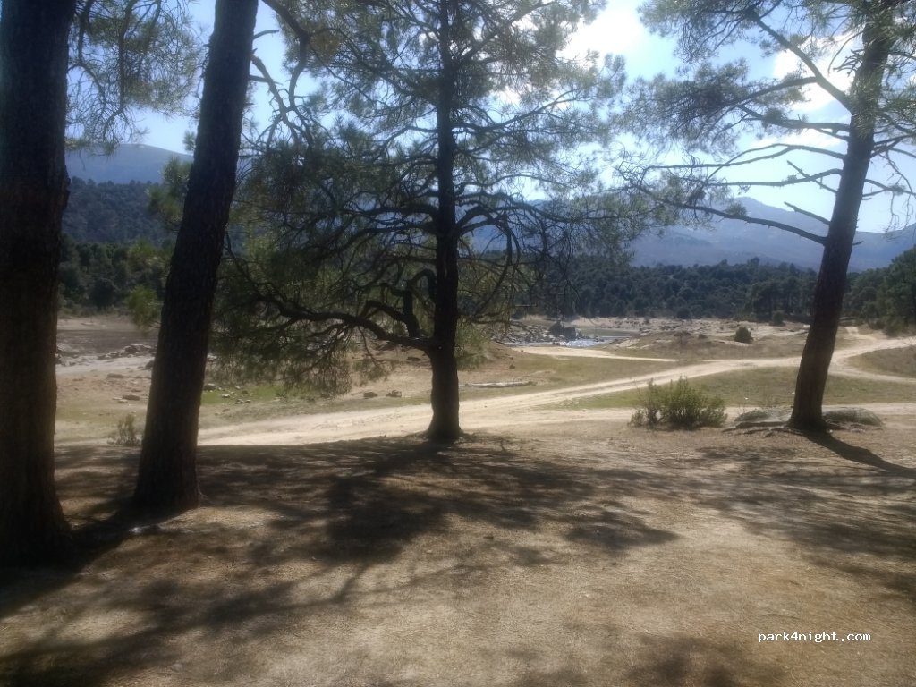 (05111) San Juan de la Nava - AV-902 — foto 3