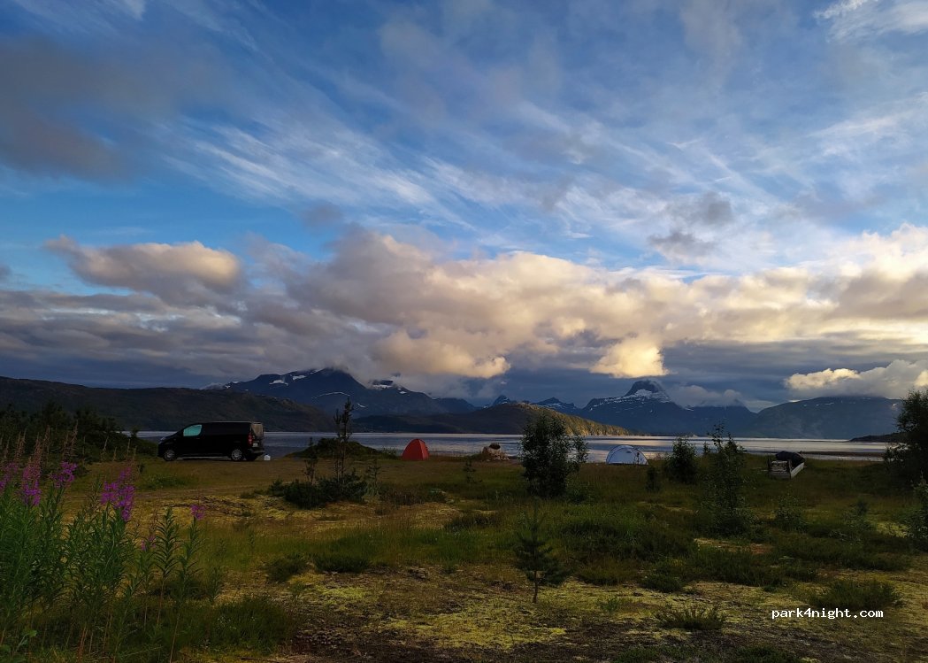 (8264) Holmen - 32 Sekundær Fylkesveg 612 — foto 2
