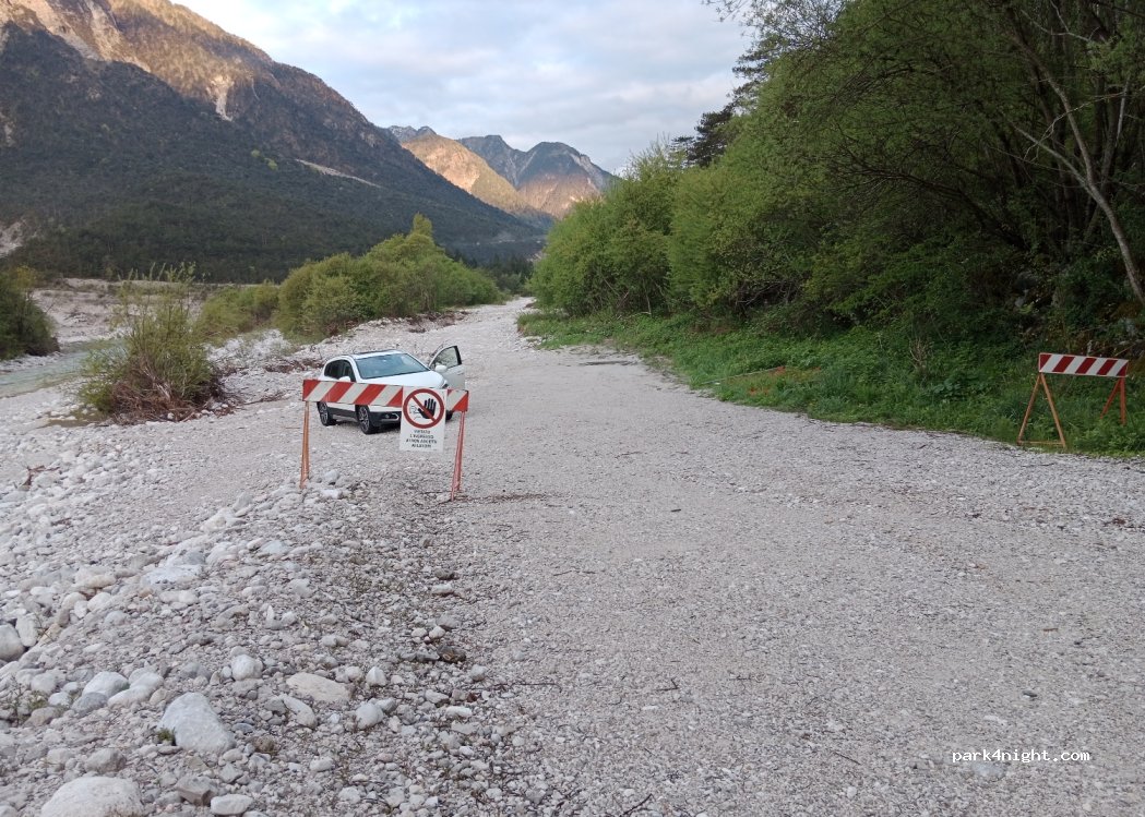 (33010) Resia - Strada Provinciale 42 — foto 3