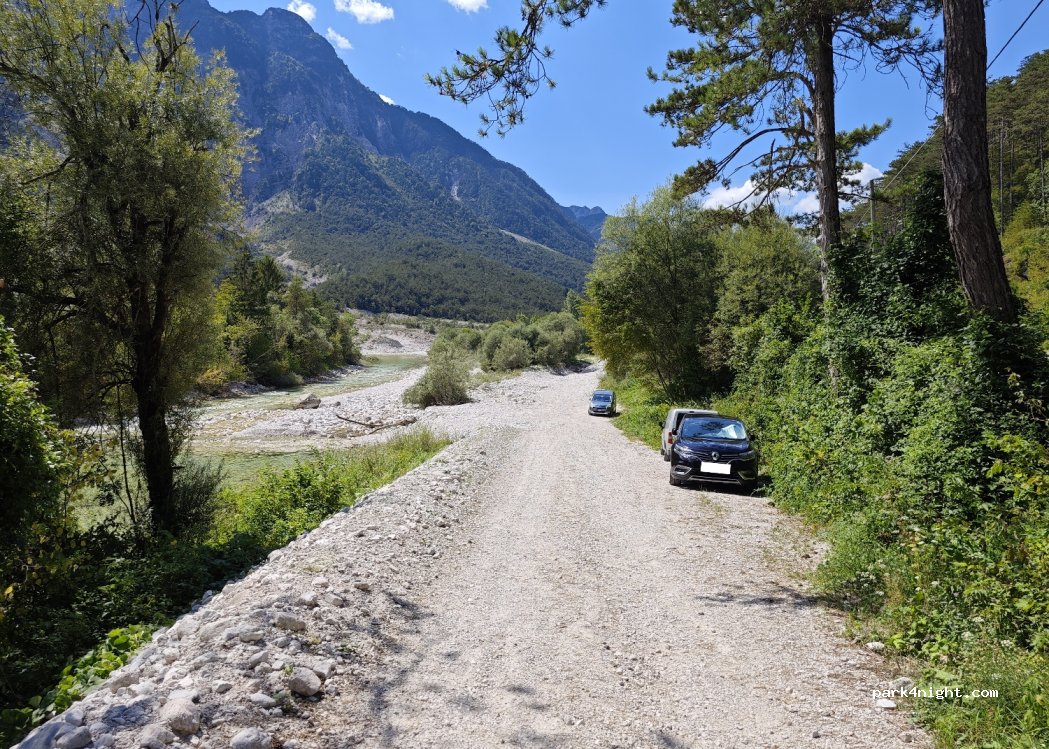 (33010) Resia - Strada Provinciale 42 — foto 4