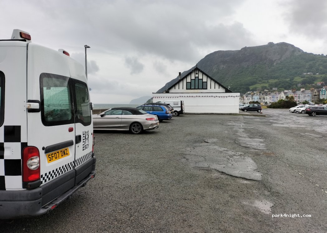 (LL33 0DA) Llanfairfechan - — foto 2