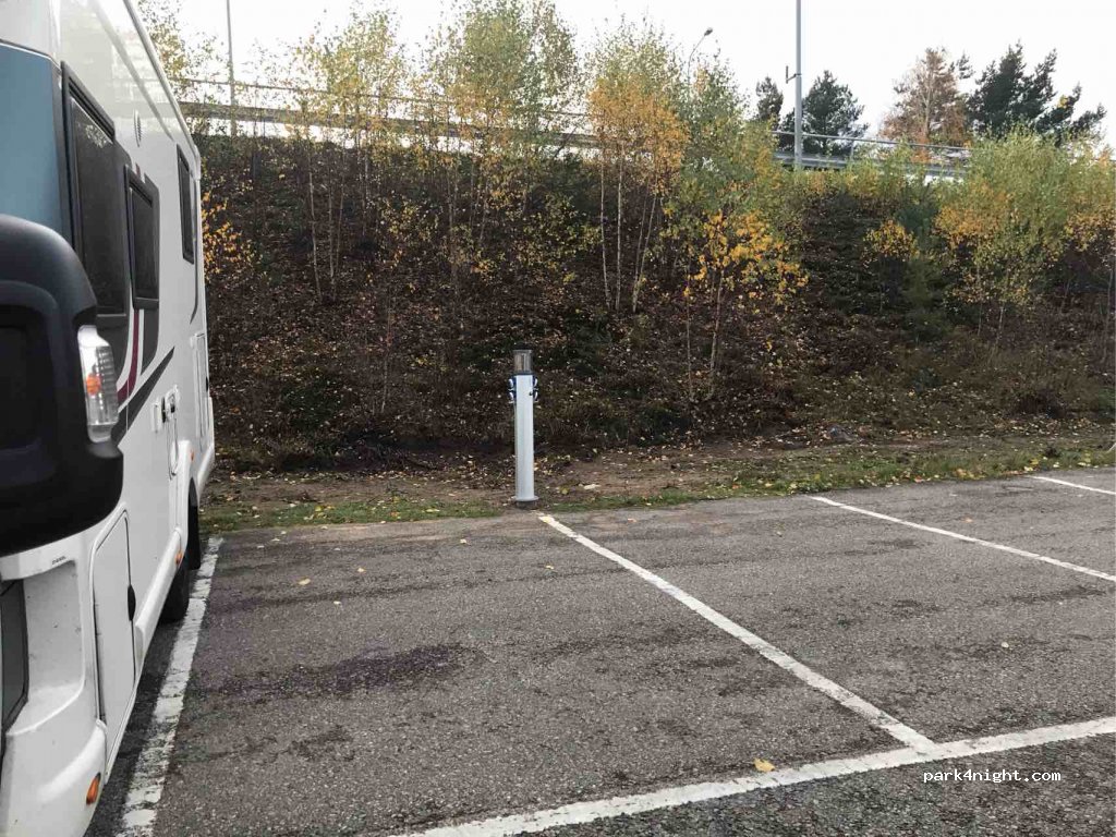 (553 03)  - 25 Herkulesvägen — foto 2