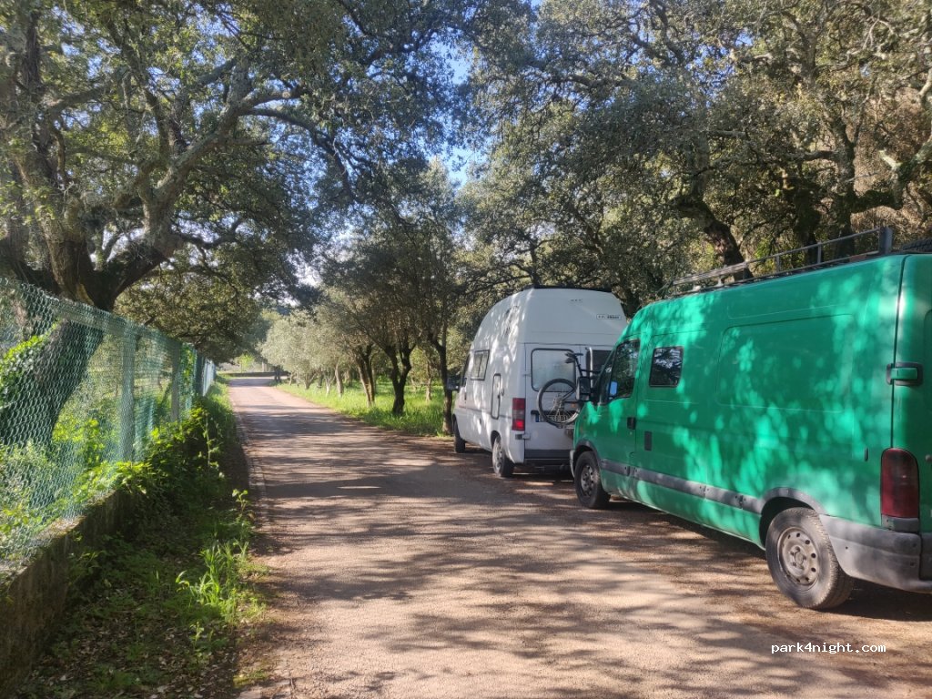 (2710) Sintra - 12 Estrada da Lagoa Azul — foto