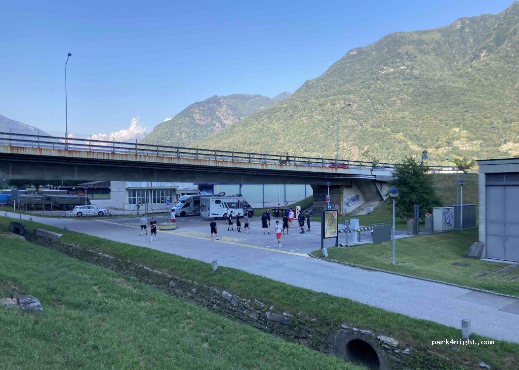 (6500) Bellinzona - Viale Guiseppe Motta — foto 5
