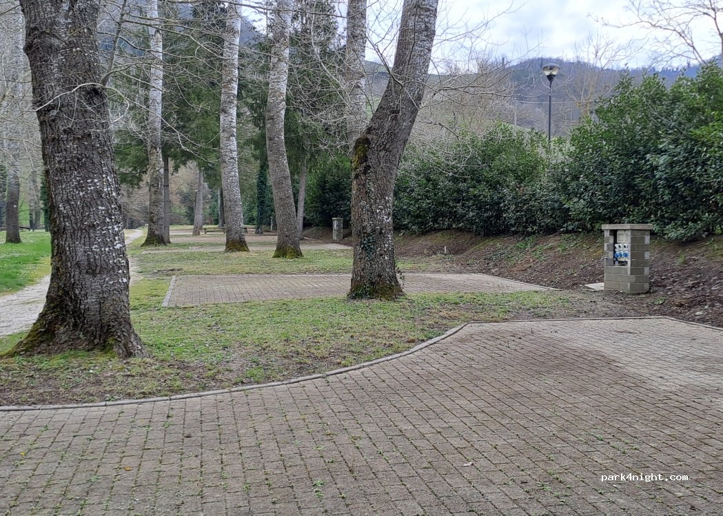 (61028) Sassocorvaro - Via Villa del Lago — foto 5