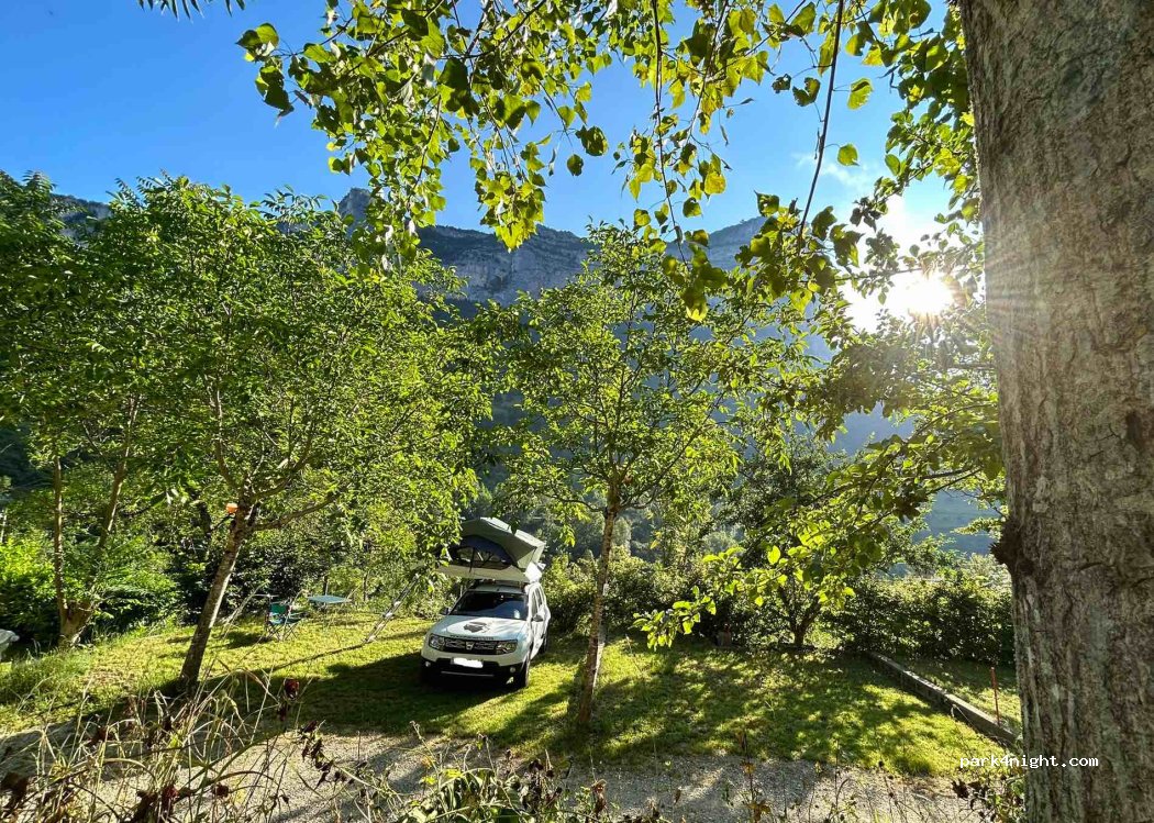 Berger Daniel, camping chez la mère Michon — foto 3