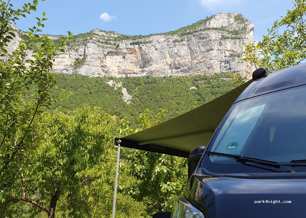 Berger Daniel, camping chez la mère Michon — foto 4