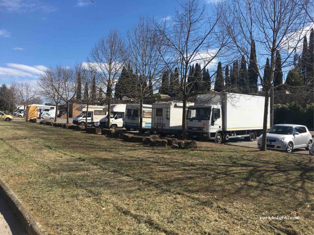 (01033) Civita Castellana - 11 Via Terni — foto