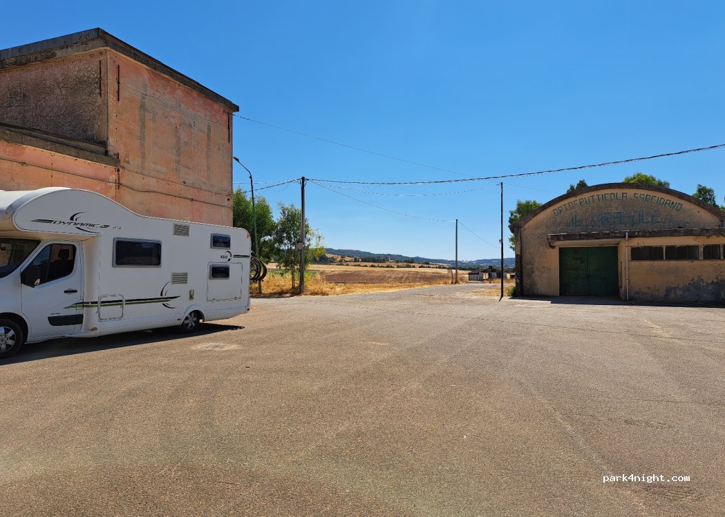 (08034) Crastu - Unnamed Road — foto 3