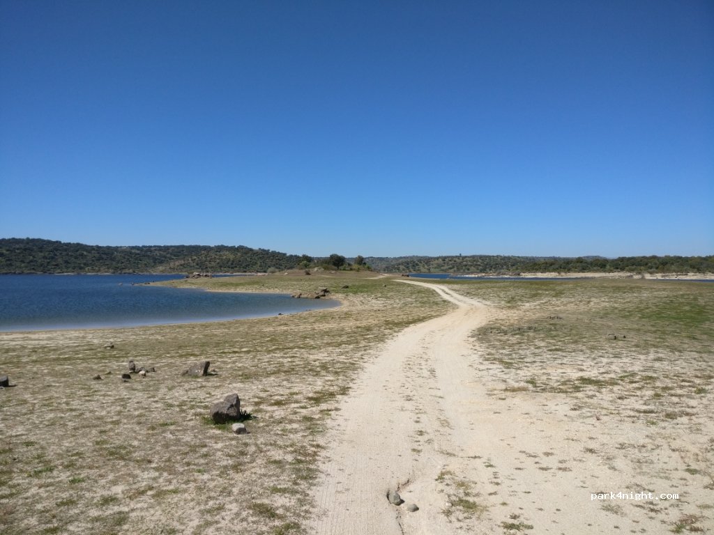 (6060) Idanha a Nova - Unnamed Road — foto