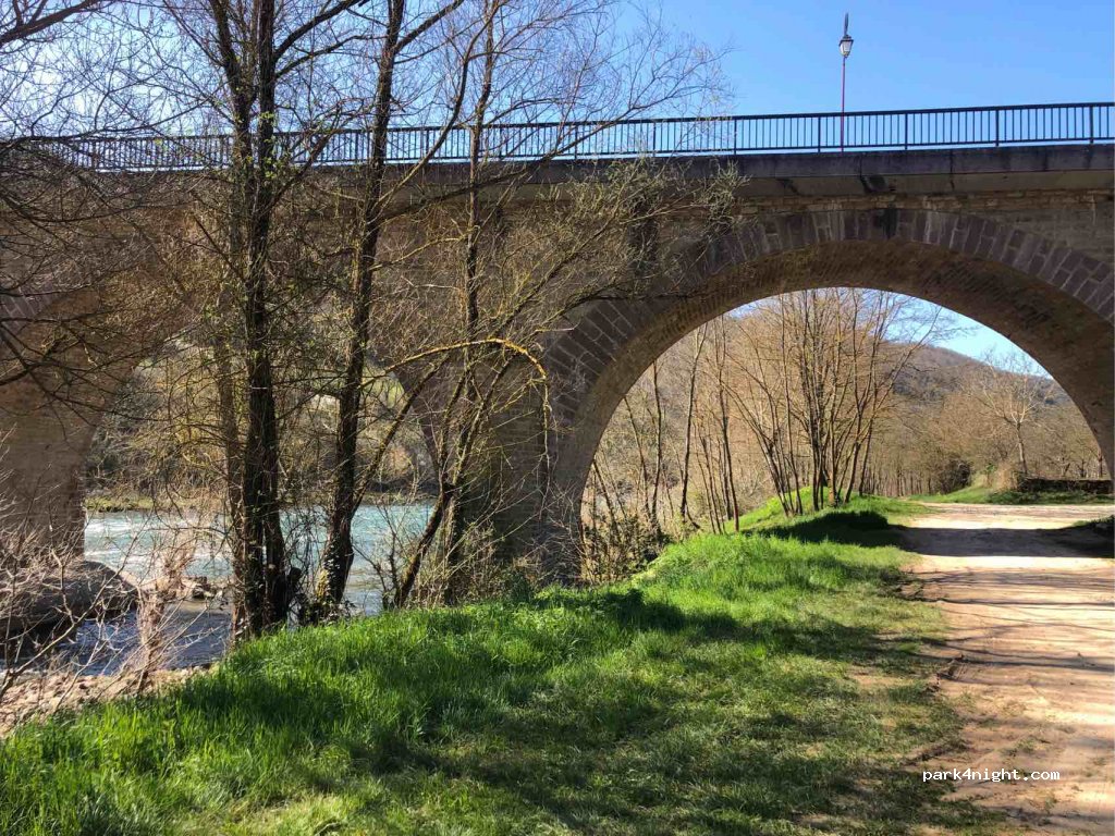 (12480) Broquiès - Pont du Navech — foto