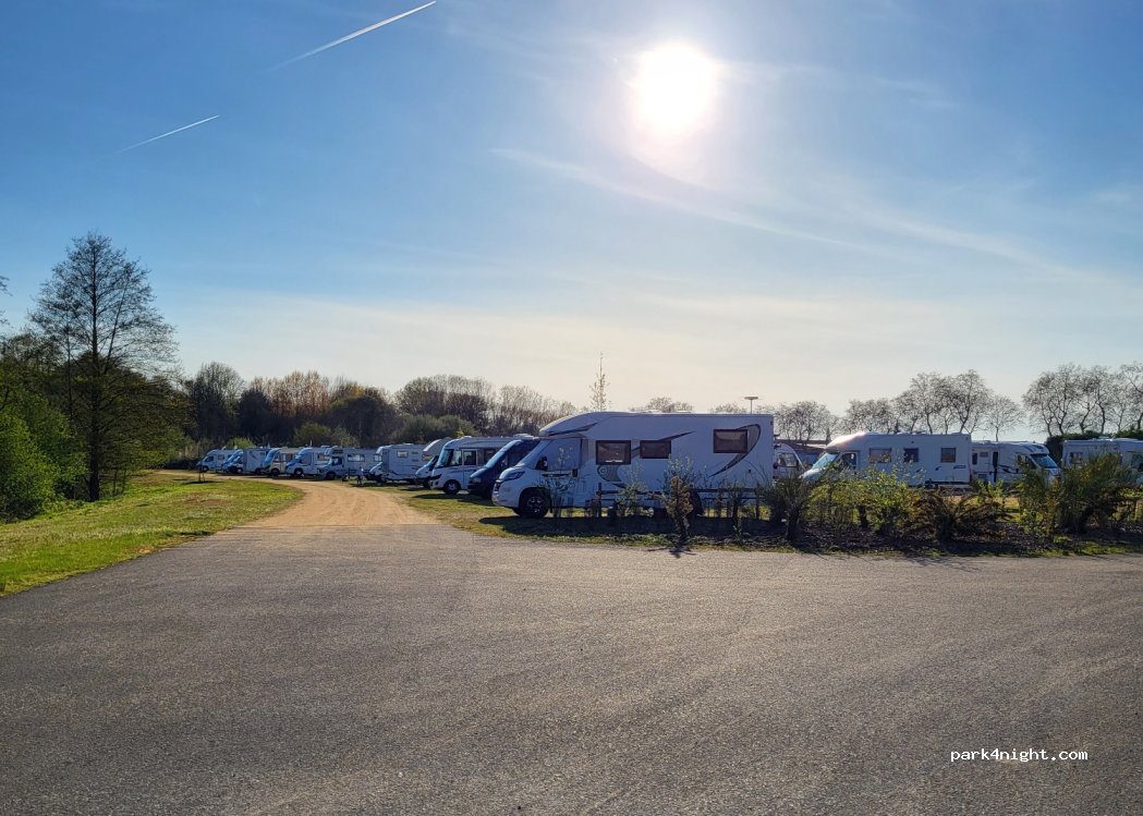 Aire de camping-cars La Flèche — foto 2