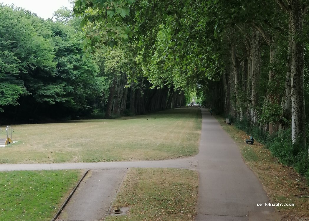 Camping ONLYCAMP de Bourges *** — foto 5